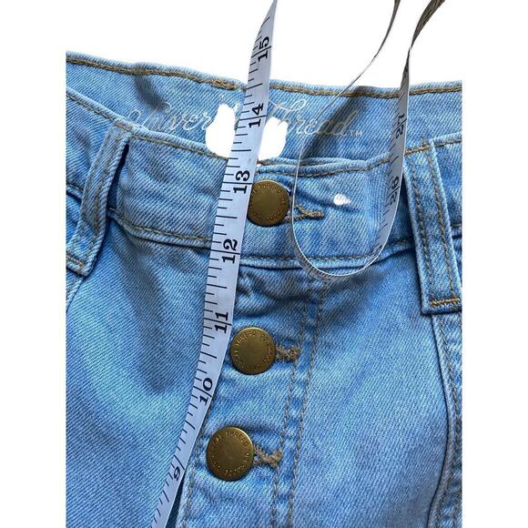 NWT Universal Thread Light Wash Blue Denim Vintage Jeans Women's Size 8 - Picture 5 of 12